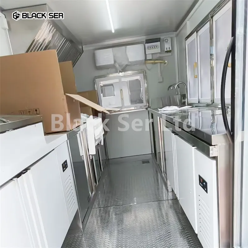5.5m Snack Outdoor Fully Fitted Kitchen food truck for sale - Image 2