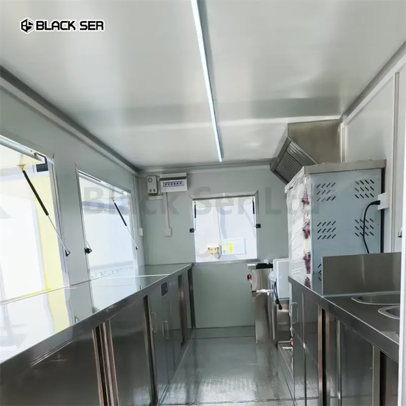 Wholesale 5.7m Aluminum Big Food Truck Full Kitchen - Image 3